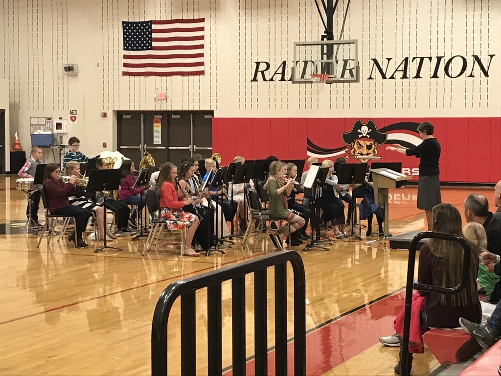 This is an image of the beginning band concert.  